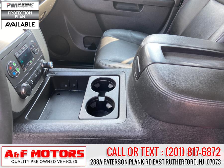 Used GMC Yukon 4WD 4dr 1500 SLT 2013 | A&F Motors LLC. East Rutherford, New Jersey Used GMC Yukon 4WD 4dr 1500 SLT 2013 | A&F Motors LLC. East Rutherford, New Jersey
