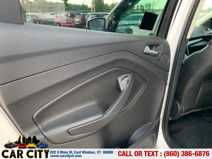 Used Ford Escape 4WD 4dr Titanium 2013 | Car City LLC. East Windsor, Connecticut Used Ford Escape 4WD 4dr Titanium 2013 | Car City LLC. East Windsor, Connecticut
