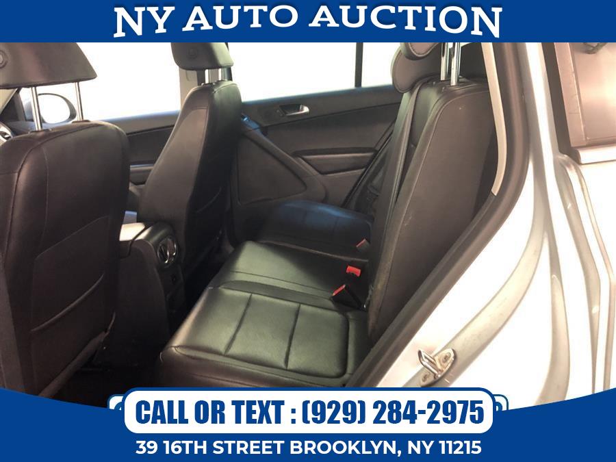 Used Volkswagen Tiguan 4WD 4dr SE 4Motion 2011 | NY Auto Auction. Brooklyn, New York Used Volkswagen Tiguan 4WD 4dr SE 4Motion 2011 | NY Auto Auction. Brooklyn, New York