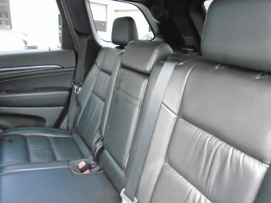 2012 Jeep Grand Cherokee 4WD 4dr Laredo, available for sale in Waterbury, Connecticut | Jim Juliani Motors. Waterbury, Connecticut 2012 Jeep Grand Cherokee 4WD 4dr Laredo, available for sale in Waterbury, Connecticut | Jim Juliani Motors. Waterbury, Connecticut