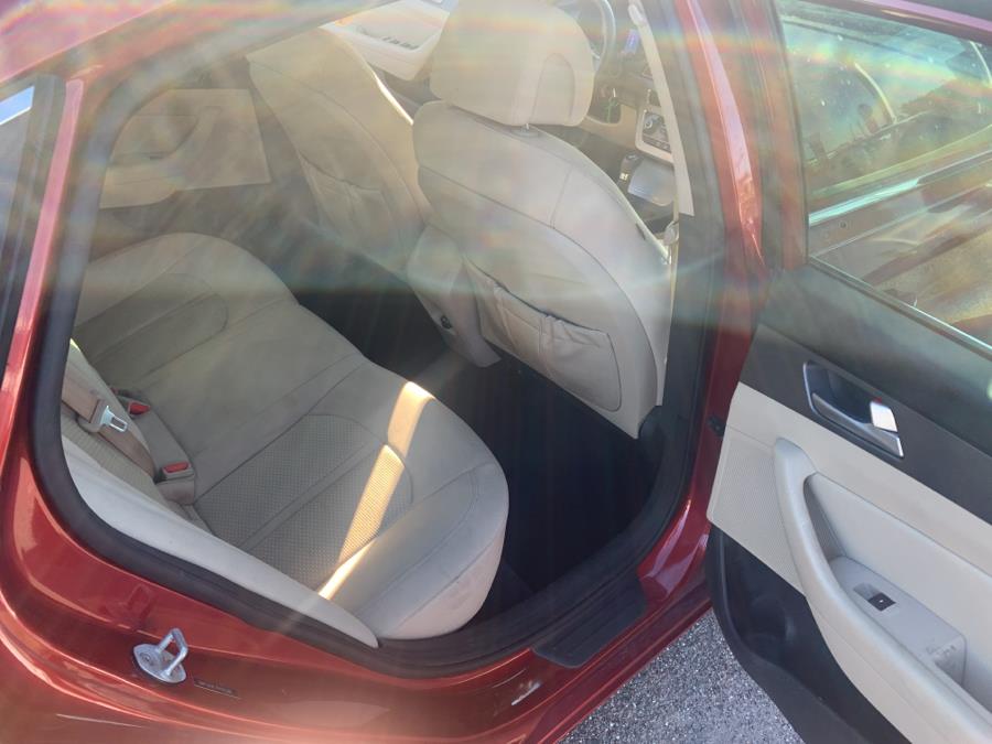 2015 Hyundai Sonata 4dr Sdn 2.4L SE, available for sale in Kissimmee, Florida | Central florida Auto Trader. Kissimmee, Florida 2015 Hyundai Sonata 4dr Sdn 2.4L SE, available for sale in Kissimmee, Florida | Central florida Auto Trader. Kissimmee, Florida