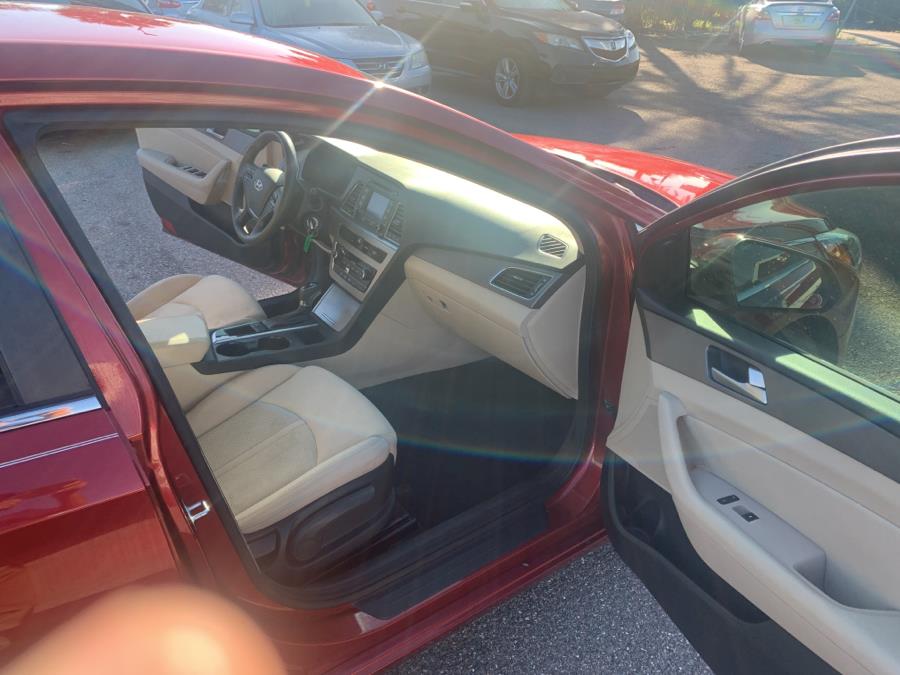 2015 Hyundai Sonata 4dr Sdn 2.4L SE, available for sale in Kissimmee, Florida | Central florida Auto Trader. Kissimmee, Florida 2015 Hyundai Sonata 4dr Sdn 2.4L SE, available for sale in Kissimmee, Florida | Central florida Auto Trader. Kissimmee, Florida