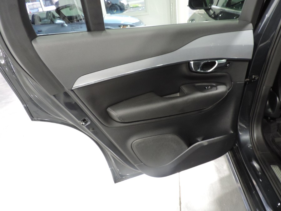 Used Volvo XC90 AWD 4dr T6 Momentum 2016 | Auto Gallery. Lodi, New Jersey Used Volvo XC90 AWD 4dr T6 Momentum 2016 | Auto Gallery. Lodi, New Jersey