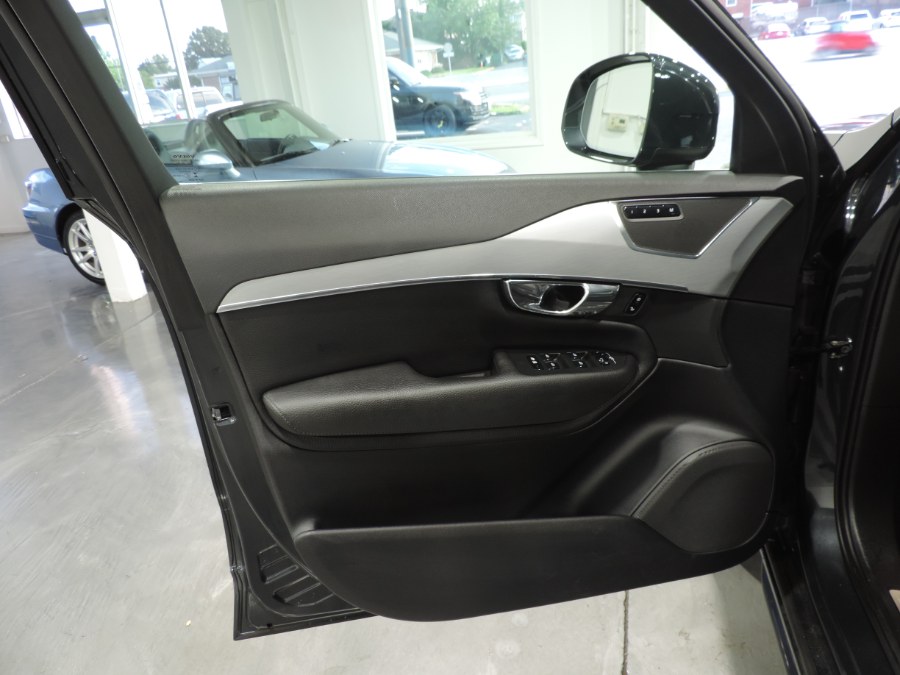 Used Volvo XC90 AWD 4dr T6 Momentum 2016 | Auto Gallery. Lodi, New Jersey Used Volvo XC90 AWD 4dr T6 Momentum 2016 | Auto Gallery. Lodi, New Jersey