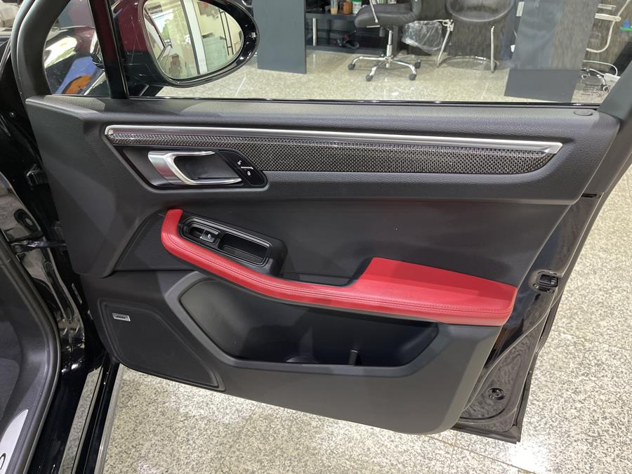 Used Porsche Macan GTS AWD 2017 | Dream Car Gallery. Woodbury, New York Used Porsche Macan GTS AWD 2017 | Dream Car Gallery. Woodbury, New York