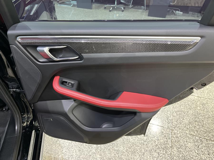 Used Porsche Macan GTS AWD 2017 | Dream Car Gallery. Woodbury, New York Used Porsche Macan GTS AWD 2017 | Dream Car Gallery. Woodbury, New York