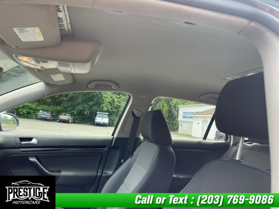 Used Volkswagen Jetta SportWagen 4dr Auto S PZEV 2010 | J&J Auto Sales & Repairs llc DBA Prestige Motorcar. Oakville, Connecticut Used Volkswagen Jetta SportWagen 4dr Auto S PZEV 2010 | J&J Auto Sales & Repairs llc DBA Prestige Motorcar. Oakville, Connecticut
