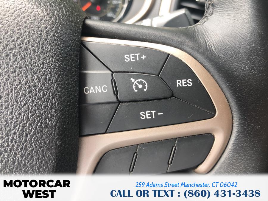 Used Jeep Cherokee 4WD 4dr Limited 2015 | Motorcar West. Manchester, Connecticut Used Jeep Cherokee 4WD 4dr Limited 2015 | Motorcar West. Manchester, Connecticut