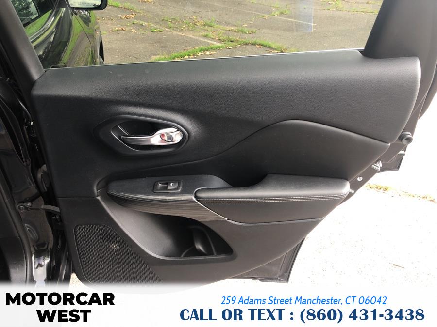Used Jeep Cherokee 4WD 4dr Limited 2015 | Motorcar West. Manchester, Connecticut Used Jeep Cherokee 4WD 4dr Limited 2015 | Motorcar West. Manchester, Connecticut