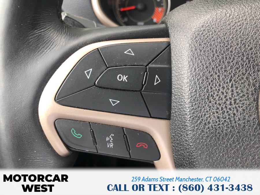 Used Jeep Cherokee 4WD 4dr Limited 2015 | Motorcar West. Manchester, Connecticut Used Jeep Cherokee 4WD 4dr Limited 2015 | Motorcar West. Manchester, Connecticut