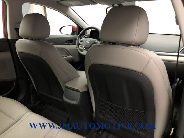 Used Hyundai Elantra 4dr Sdn Auto Limited PZEV 2017 | J&M Automotive Sls&Svc LLC. Naugatuck, Connecticut Used Hyundai Elantra 4dr Sdn Auto Limited PZEV 2017 | J&M Automotive Sls&Svc LLC. Naugatuck, Connecticut