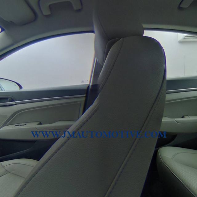 Used Hyundai Elantra 4dr Sdn Auto Limited PZEV 2017 | J&M Automotive Sls&Svc LLC. Naugatuck, Connecticut Used Hyundai Elantra 4dr Sdn Auto Limited PZEV 2017 | J&M Automotive Sls&Svc LLC. Naugatuck, Connecticut