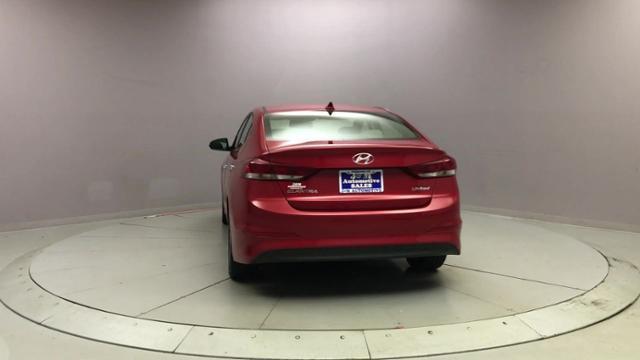 Used Hyundai Elantra 4dr Sdn Auto Limited PZEV 2017 | J&M Automotive Sls&Svc LLC. Naugatuck, Connecticut Used Hyundai Elantra 4dr Sdn Auto Limited PZEV 2017 | J&M Automotive Sls&Svc LLC. Naugatuck, Connecticut