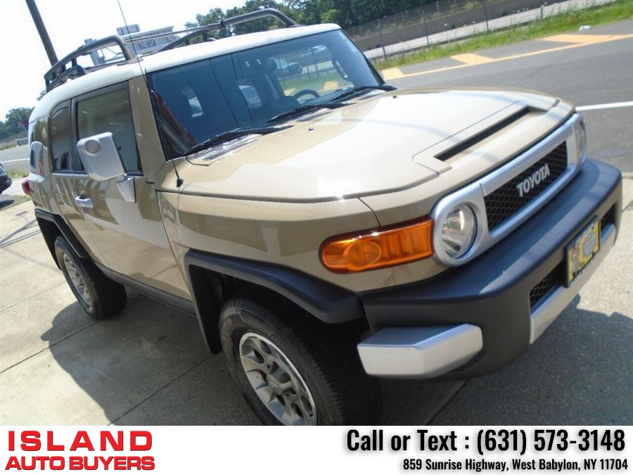 Used Toyota Fj Cruiser Base 4x4 4dr SUV 5A 2012 | Island Auto Buyers. West Babylon, New York Used Toyota Fj Cruiser Base 4x4 4dr SUV 5A 2012 | Island Auto Buyers. West Babylon, New York