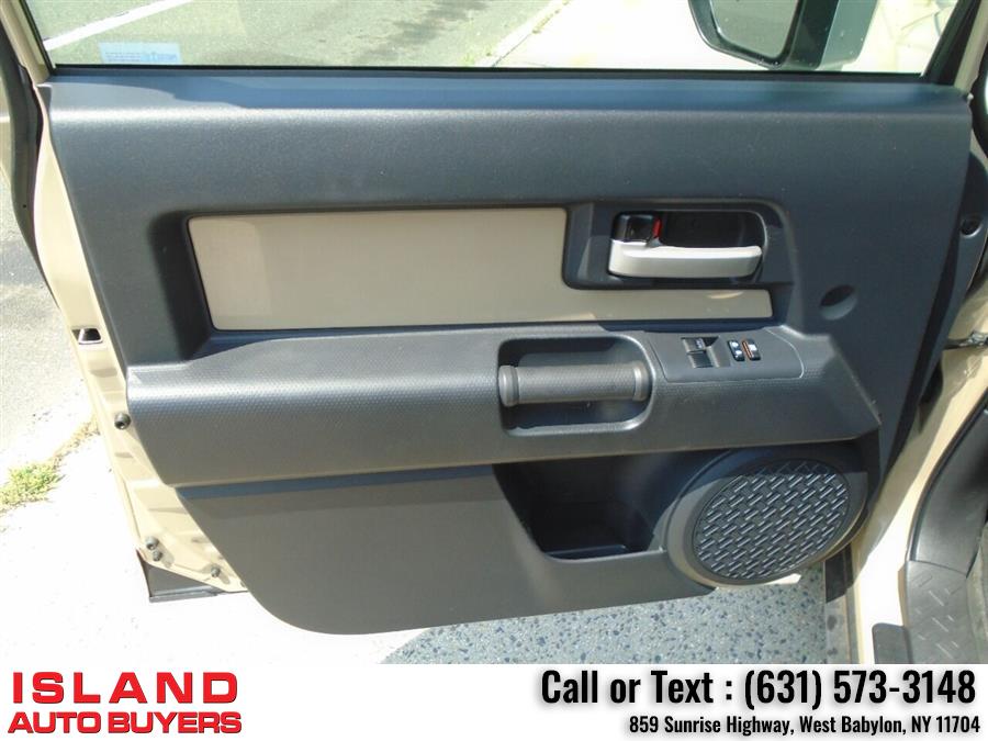 Used Toyota Fj Cruiser Base 4x4 4dr SUV 5A 2012 | Island Auto Buyers. West Babylon, New York Used Toyota Fj Cruiser Base 4x4 4dr SUV 5A 2012 | Island Auto Buyers. West Babylon, New York