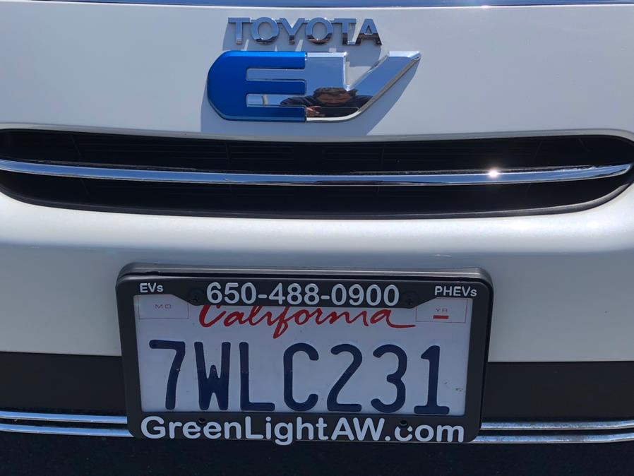 Used Toyota RAV4 EV 2014 | Green Light Auto Wholesale. Daly City, California Used Toyota RAV4 EV 2014 | Green Light Auto Wholesale. Daly City, California