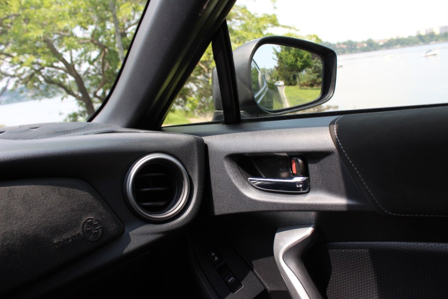 2017 Toyota 86 Auto, available for sale in Great Neck, New York | Great Neck Car Buyers & Sellers. Great Neck, New York 2017 Toyota 86 Auto, available for sale in Great Neck, New York | Great Neck Car Buyers & Sellers. Great Neck, New York