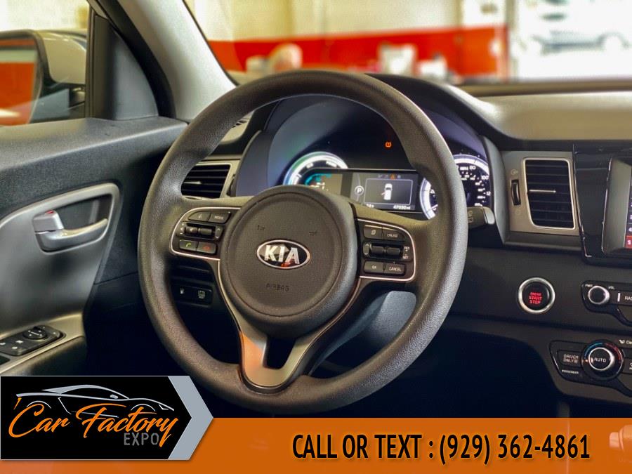 Used Kia Niro LX FWD 2017 | Car Factory Inc.. Bronx, New York Used Kia Niro LX FWD 2017 | Car Factory Inc.. Bronx, New York