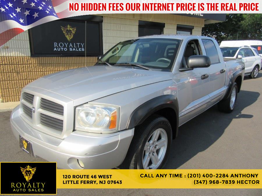 2007 Dodge Dakota 4WD Quad Cab 131" SLT, available for sale in Little Ferry, New Jersey | Royalty Auto Sales. Little Ferry, New Jersey