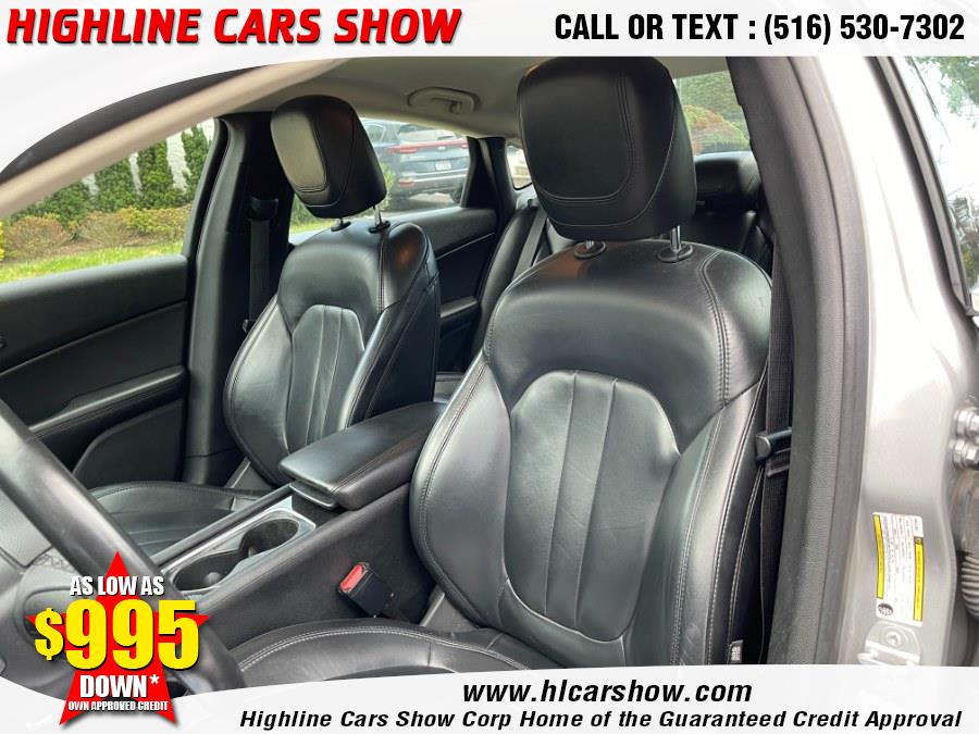 Used Chrysler 200 4dr Sdn C FWD 2016 | Highline Cars Show Corp. West Hempstead, New York Used Chrysler 200 4dr Sdn C FWD 2016 | Highline Cars Show Corp. West Hempstead, New York