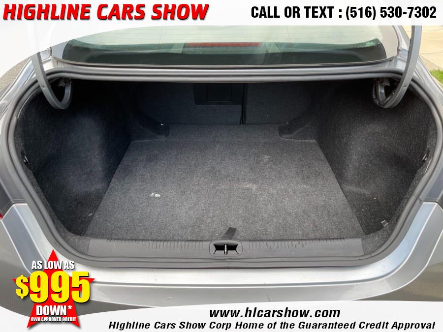Used Chrysler 200 4dr Sdn C FWD 2016 | Highline Cars Show Corp. West Hempstead, New York Used Chrysler 200 4dr Sdn C FWD 2016 | Highline Cars Show Corp. West Hempstead, New York