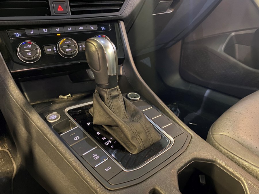 Used Volkswagen Jetta SE Auto w/ULEV 2020 | Inman Motors Sales. Medford, Massachusetts Used Volkswagen Jetta SE Auto w/ULEV 2020 | Inman Motors Sales. Medford, Massachusetts