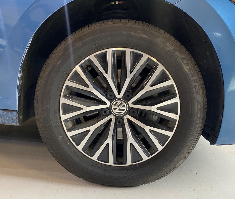 Used Volkswagen Jetta SE Auto w/ULEV 2020 | Inman Motors Sales. Medford, Massachusetts Used Volkswagen Jetta SE Auto w/ULEV 2020 | Inman Motors Sales. Medford, Massachusetts