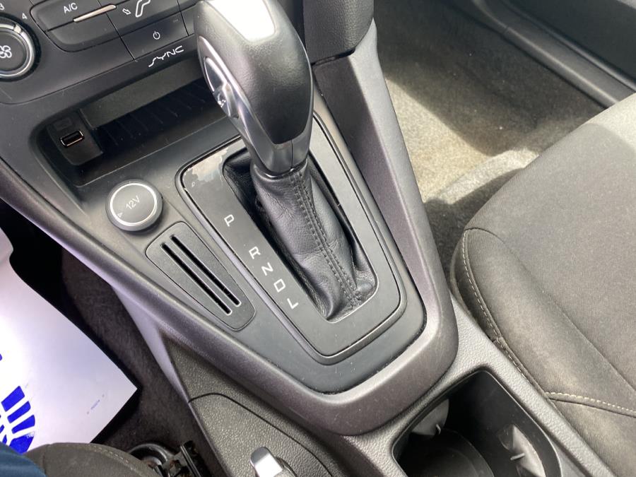 Used Ford Focus 5dr HB SE 2015 | Harbor View Auto Sales LLC. Stamford, Connecticut Used Ford Focus 5dr HB SE 2015 | Harbor View Auto Sales LLC. Stamford, Connecticut