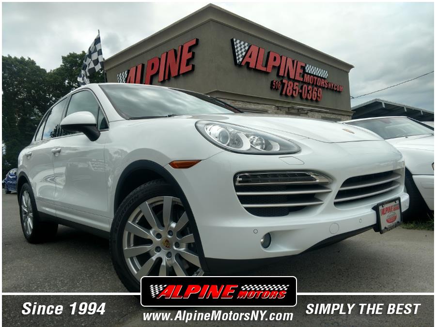 2014 Porsche Cayenne AWD 4dr Platinum Edition, available for sale in Wantagh, New York | Alpine Motors Inc. Wantagh, New York
