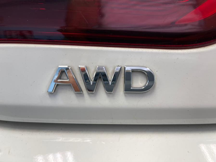 2017 INFINITI Q60 3.0t Premium AWD, available for sale in Inwood, New York | 5 Towns Drive. Inwood, New York 2017 INFINITI Q60 3.0t Premium AWD, available for sale in Inwood, New York | 5 Towns Drive. Inwood, New York