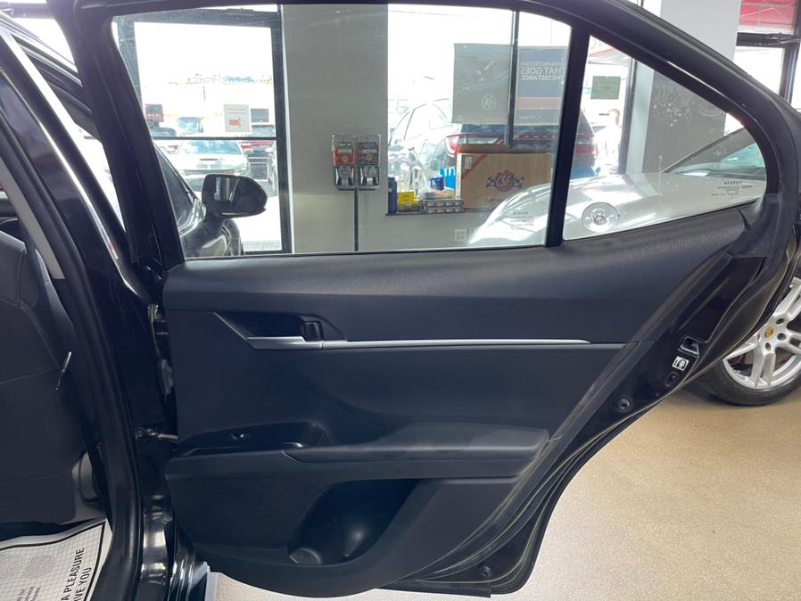 Used Toyota Camry LE Auto (Natl) 2018 | 5 Towns Drive. Inwood, New York Used Toyota Camry LE Auto (Natl) 2018 | 5 Towns Drive. Inwood, New York