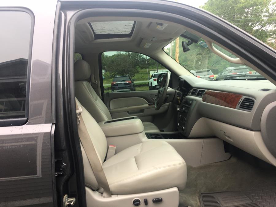 Used GMC Sierra 1500 4WD Crew Cab 143.5" SLT 2010 | Rockland Motor Company. Rockland, Maine Used GMC Sierra 1500 4WD Crew Cab 143.5" SLT 2010 | Rockland Motor Company. Rockland, Maine