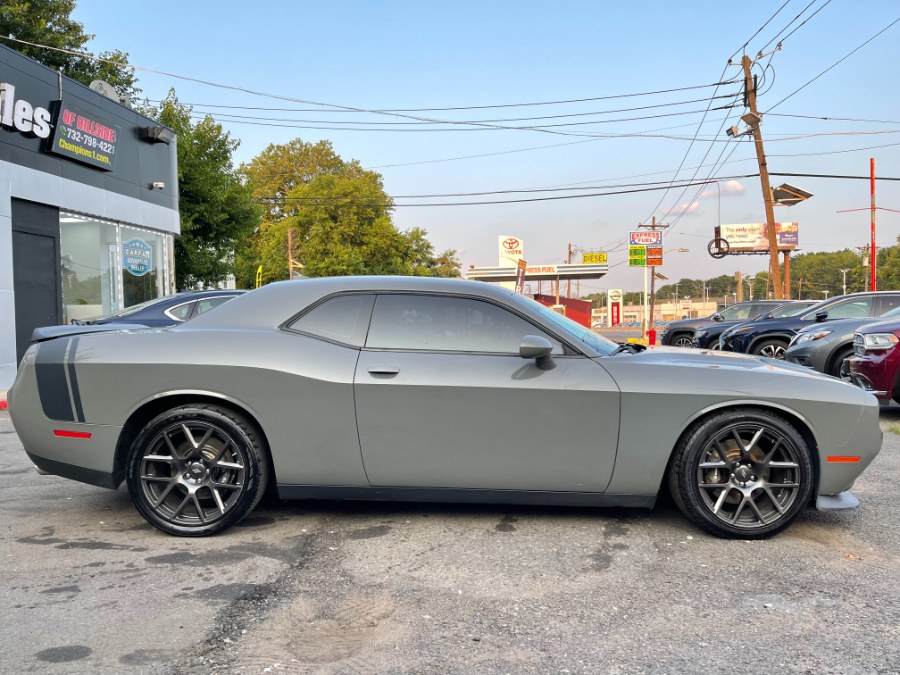 Used Dodge Challenger R/T Scat Pack Coupe 2017 | Champion Auto Hillside. Hillside, New Jersey