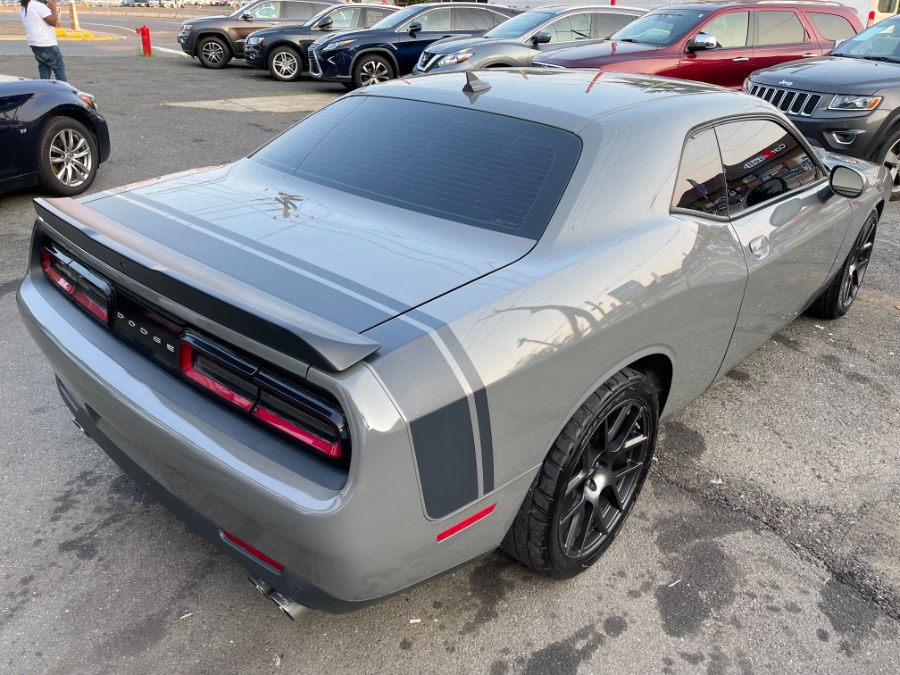 Used Dodge Challenger R/T Scat Pack Coupe 2017 | Champion Auto Hillside. Hillside, New Jersey