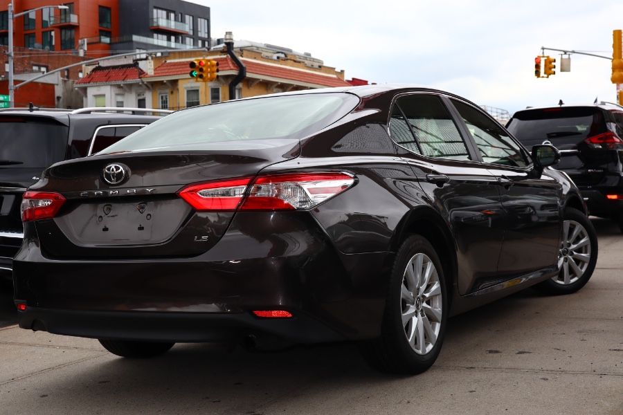 Used Toyota Camry LE Auto (Natl) 2018 | Hillside Auto Mall Inc.. Jamaica, New York Used Toyota Camry LE Auto (Natl) 2018 | Hillside Auto Mall Inc.. Jamaica, New York