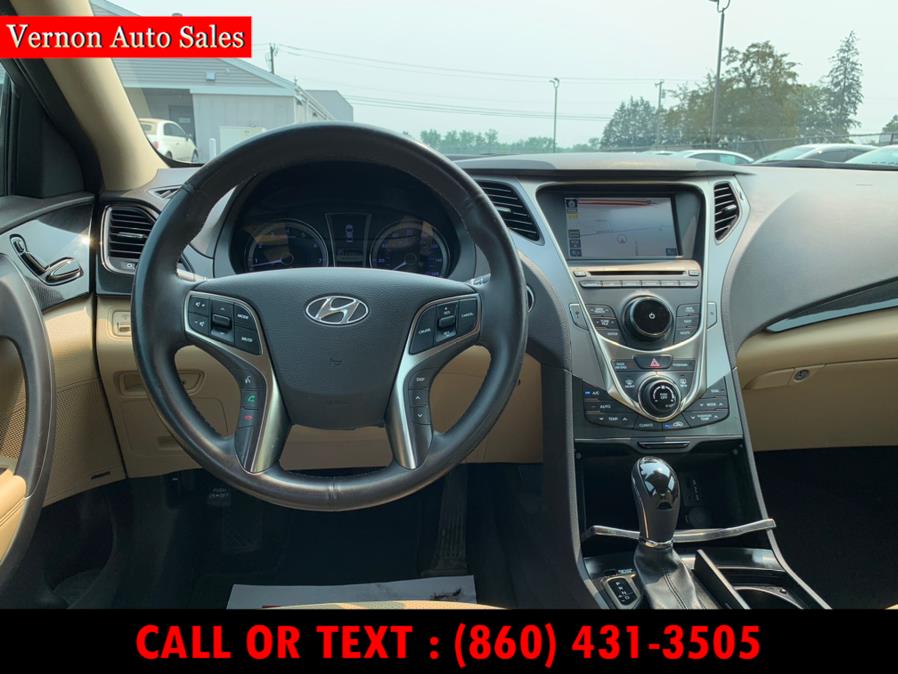 2012 Hyundai Azera 4dr Sdn, available for sale in Manchester, Connecticut | Vernon Auto Sale & Service. Manchester, Connecticut 2012 Hyundai Azera 4dr Sdn, available for sale in Manchester, Connecticut | Vernon Auto Sale & Service. Manchester, Connecticut