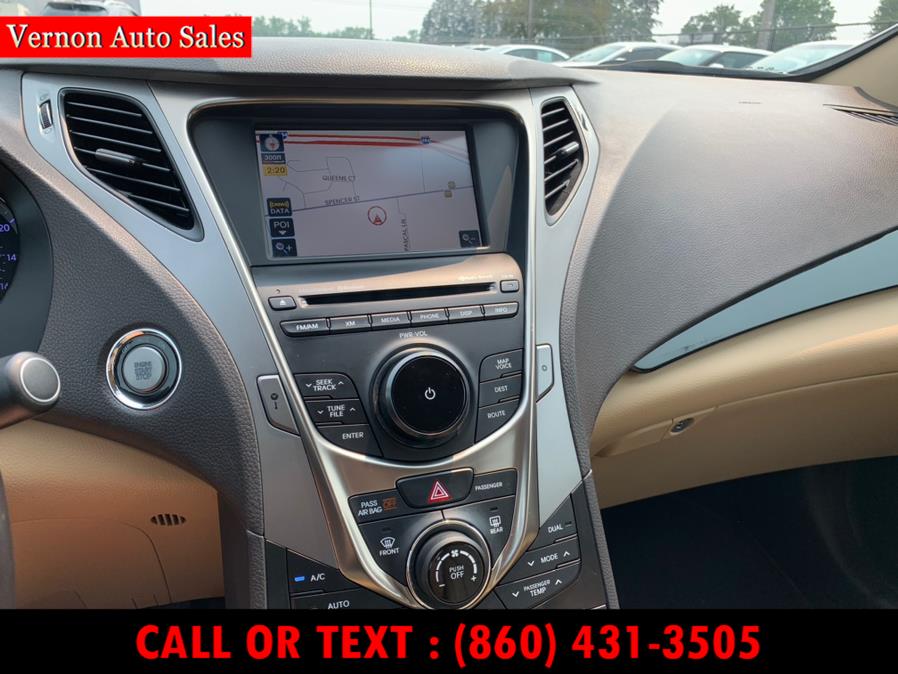 2012 Hyundai Azera 4dr Sdn, available for sale in Manchester, Connecticut | Vernon Auto Sale & Service. Manchester, Connecticut 2012 Hyundai Azera 4dr Sdn, available for sale in Manchester, Connecticut | Vernon Auto Sale & Service. Manchester, Connecticut