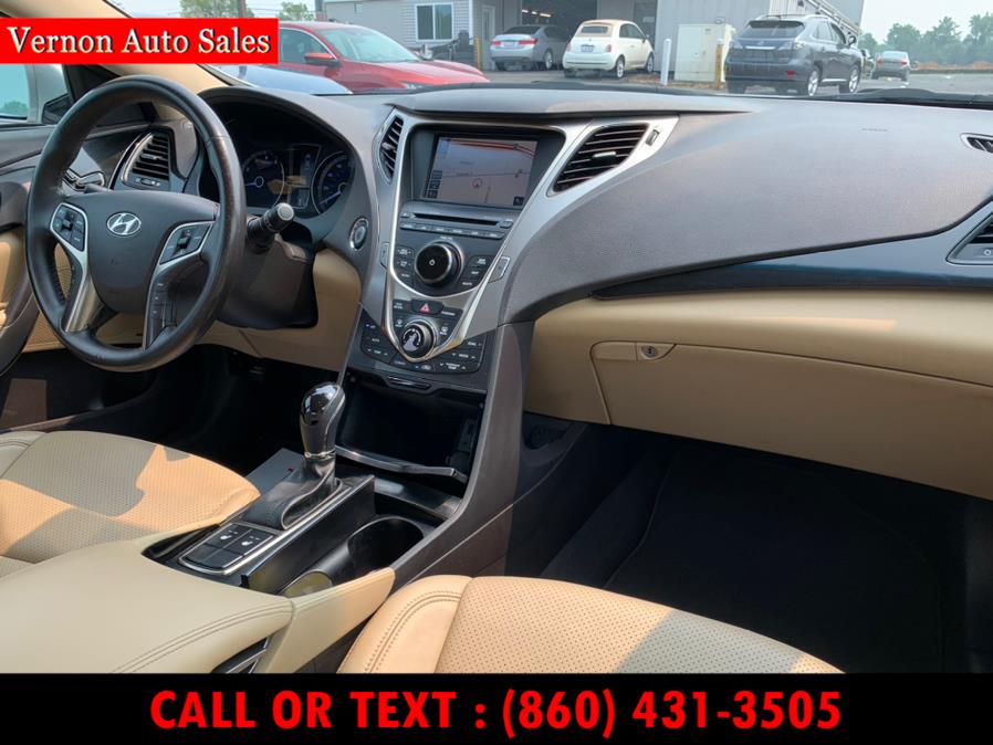 2012 Hyundai Azera 4dr Sdn, available for sale in Manchester, Connecticut | Vernon Auto Sale & Service. Manchester, Connecticut 2012 Hyundai Azera 4dr Sdn, available for sale in Manchester, Connecticut | Vernon Auto Sale & Service. Manchester, Connecticut