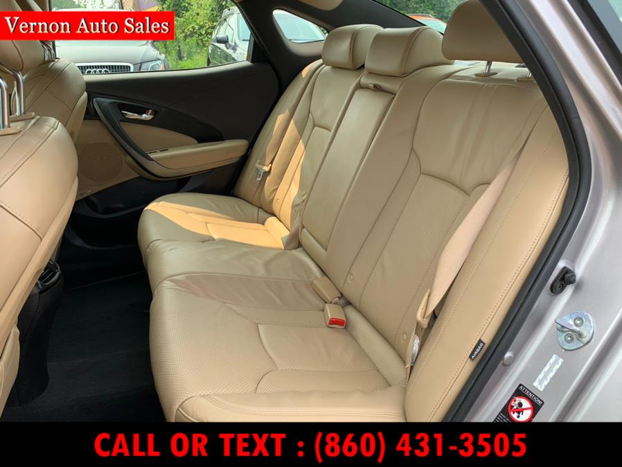 2012 Hyundai Azera 4dr Sdn, available for sale in Manchester, Connecticut | Vernon Auto Sale & Service. Manchester, Connecticut 2012 Hyundai Azera 4dr Sdn, available for sale in Manchester, Connecticut | Vernon Auto Sale & Service. Manchester, Connecticut