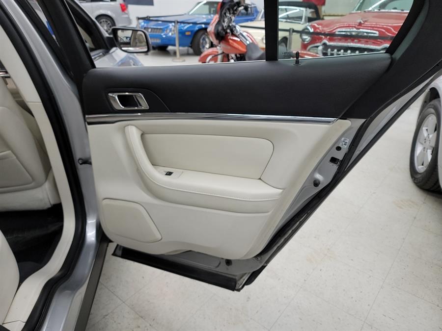 2009 Lincoln MKS 4dr Sdn AWD, available for sale in West Haven, Connecticut | Auto Fair Inc.. West Haven, Connecticut 2009 Lincoln MKS 4dr Sdn AWD, available for sale in West Haven, Connecticut | Auto Fair Inc.. West Haven, Connecticut