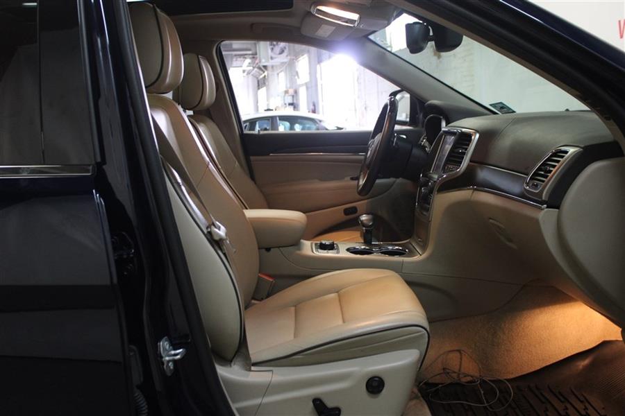 Used Jeep Grand Cherokee OVERLAND 2015 | Fast Track Motors. Paterson, New Jersey Used Jeep Grand Cherokee OVERLAND 2015 | Fast Track Motors. Paterson, New Jersey