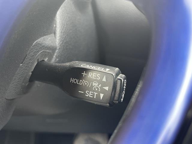 Used Toyota C-hr XLE Premium 2018 | Hillside Auto Outlet. Jamaica, New York Used Toyota C-hr XLE Premium 2018 | Hillside Auto Outlet. Jamaica, New York