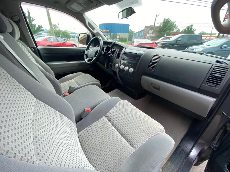 Used Toyota Tundra 4WD Truck Dbl 4.6L V8 6-Spd AT (Natl) 2011 | AutoMax. West Hartford, Connecticut Used Toyota Tundra 4WD Truck Dbl 4.6L V8 6-Spd AT (Natl) 2011 | AutoMax. West Hartford, Connecticut