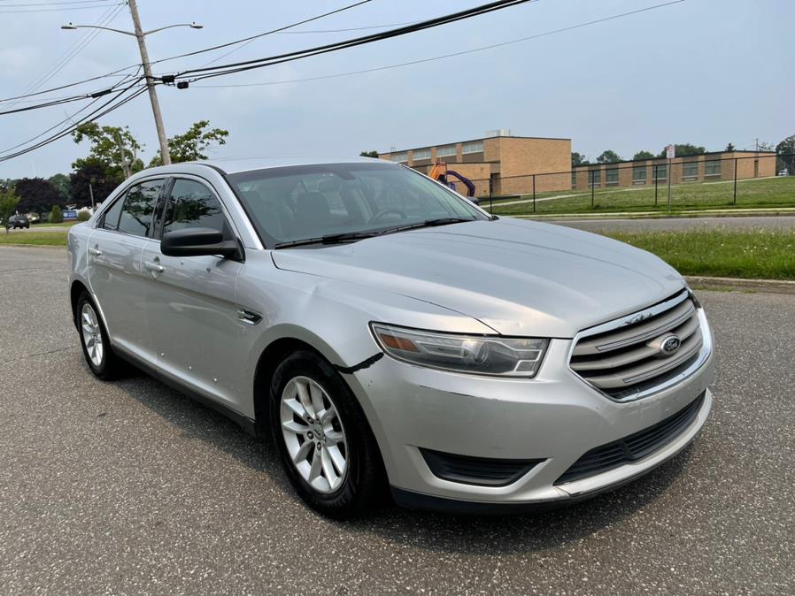 2013 Ford Taurus 4dr Sdn SE FWD, available for sale in Copiague, New York | Great Deal Motors. Copiague, New York 2013 Ford Taurus 4dr Sdn SE FWD, available for sale in Copiague, New York | Great Deal Motors. Copiague, New York