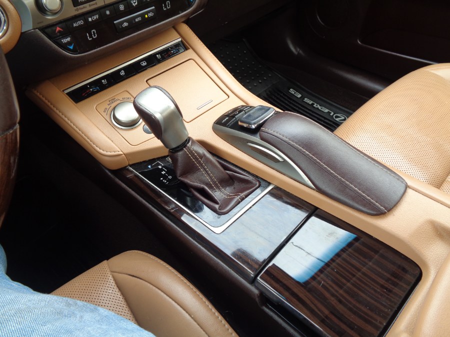 Used Lexus ES350 W/Panoramic 2018 | Top Speed Motors LLC. Jamaica, New York Used Lexus ES350 W/Panoramic 2018 | Top Speed Motors LLC. Jamaica, New York