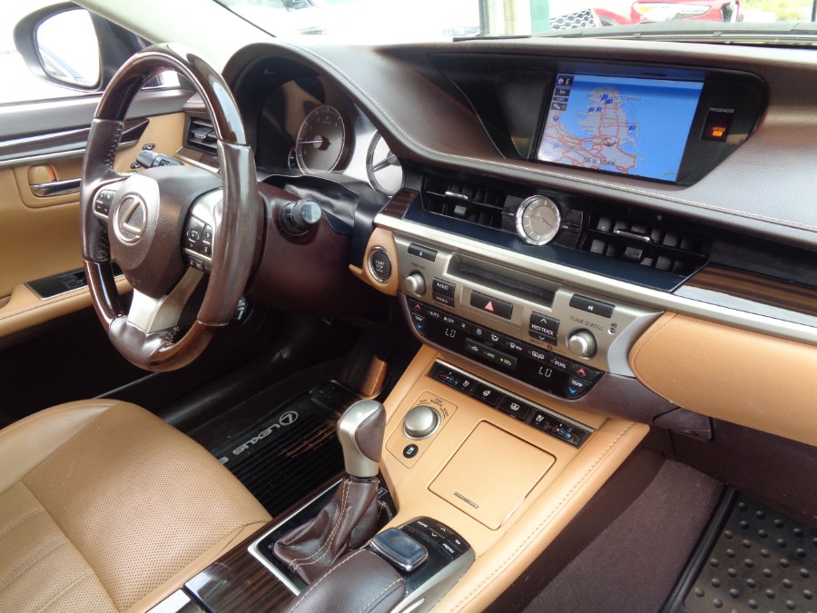 Used Lexus ES350 W/Panoramic 2018 | Top Speed Motors LLC. Jamaica, New York Used Lexus ES350 W/Panoramic 2018 | Top Speed Motors LLC. Jamaica, New York