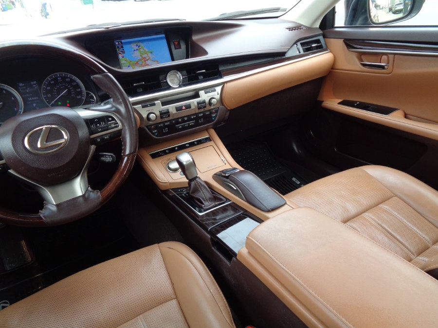 Used Lexus ES350 W/Panoramic 2018 | Top Speed Motors LLC. Jamaica, New York Used Lexus ES350 W/Panoramic 2018 | Top Speed Motors LLC. Jamaica, New York