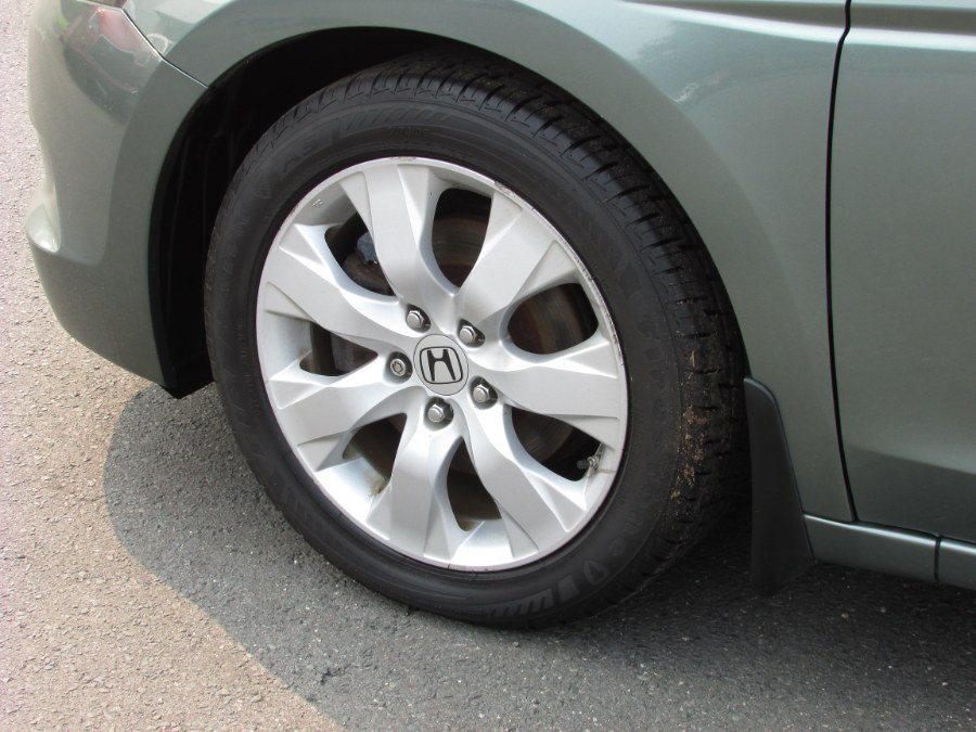 2009 Honda Accord Sdn 4dr I4 Auto EX, available for sale in East Windsor, Connecticut | United Auto Sales of E Windsor, Inc. East Windsor, Connecticut 2009 Honda Accord Sdn 4dr I4 Auto EX, available for sale in East Windsor, Connecticut | United Auto Sales of E Windsor, Inc. East Windsor, Connecticut