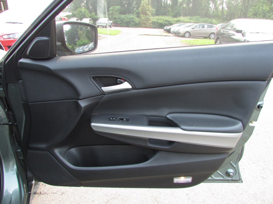 2009 Honda Accord Sdn 4dr I4 Auto EX, available for sale in East Windsor, Connecticut | United Auto Sales of E Windsor, Inc. East Windsor, Connecticut 2009 Honda Accord Sdn 4dr I4 Auto EX, available for sale in East Windsor, Connecticut | United Auto Sales of E Windsor, Inc. East Windsor, Connecticut