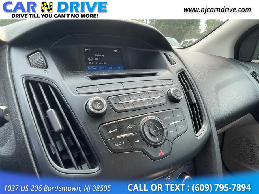 Used Ford Focus SE Hatch 2015 | Car N Drive. Bordentown, New Jersey Used Ford Focus SE Hatch 2015 | Car N Drive. Bordentown, New Jersey